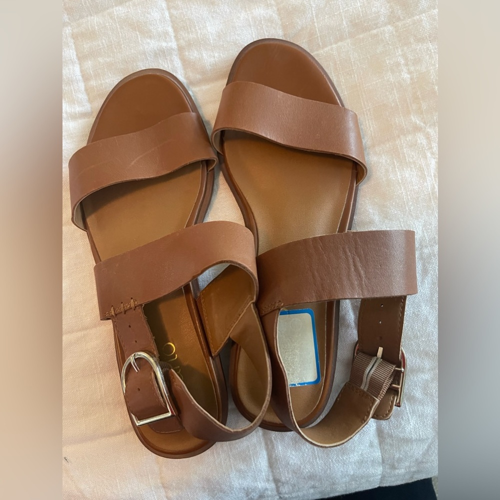 Franco sarto excellent used condition. Size 7 leather upper sandal